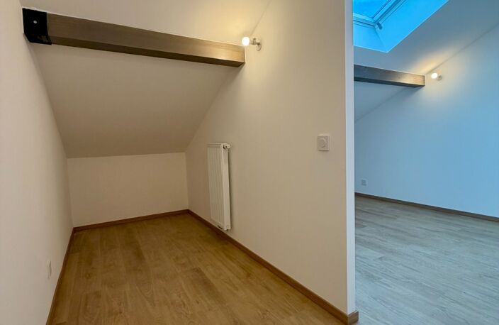 CLUSES CENTRE – T2 duplex prêt à vivre - sans délais — photo 5