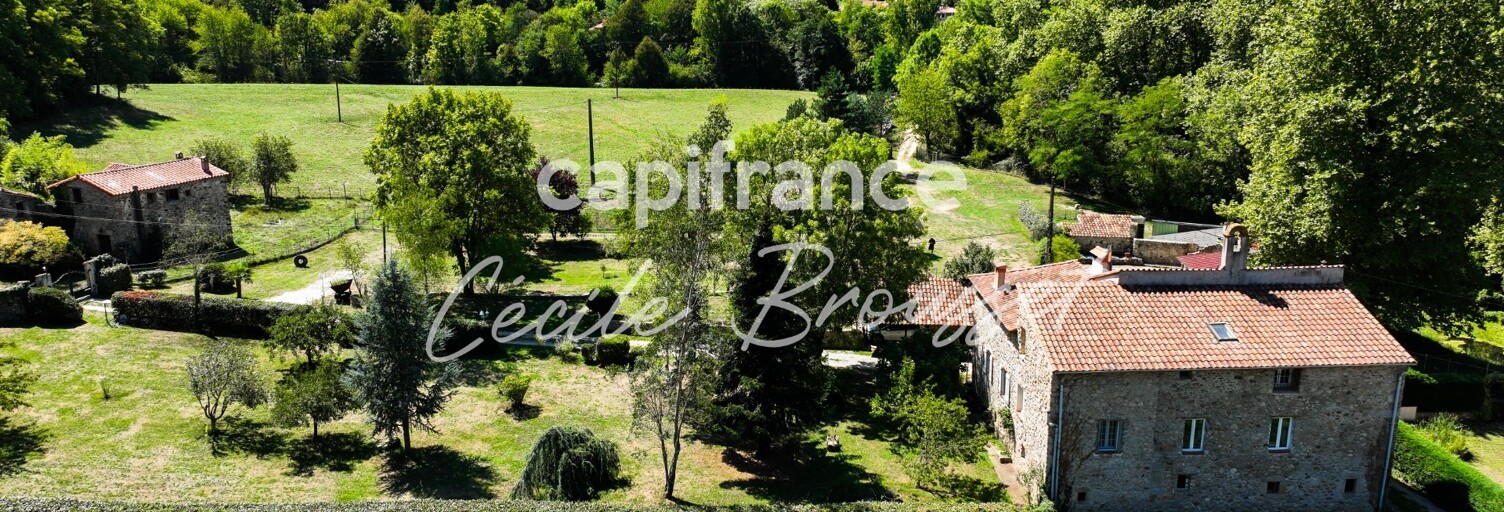 Maison 7 Pièces 243 m² à vendre à Saint-Laurent-de-Cerdans (66260)