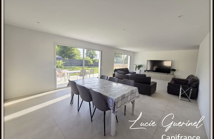 Maison contemporaine de plain-pied à vendre à 5 min de Châteaubriant – 140 m², 4 chambres et terrain de 1 800 m² — photo 2