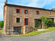 CUNLHAT – ENSEMBLE IMMOBILIER AVEC 2 MAISONS, JARDINS ET DÉPENDANCES – PROCHE GOLF — photo 2
