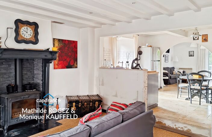 CUNLHAT – BELLE MAISON EN PIERRES RÉNOVÉE – JARDIN 500 M² – GRANGE — photo 2
