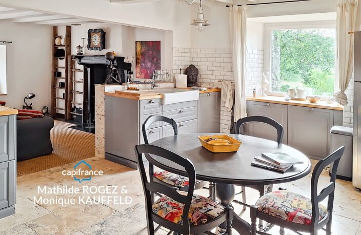 CUNLHAT – BELLE MAISON EN PIERRES RÉNOVÉE – JARDIN 500 M² – GRANGE — photo 3