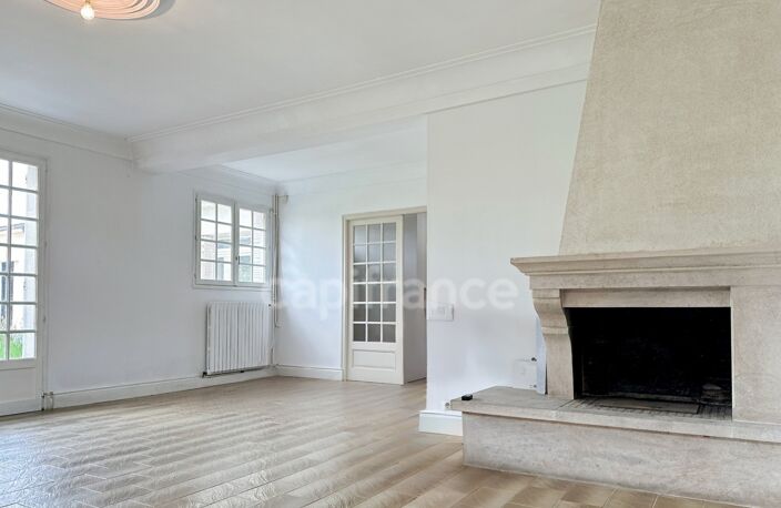 Maison à vendre 8 pièces SAVIGNE L'EVEQUE (72) — photo 2