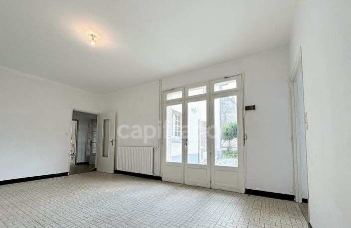 Maison à vendre 8 pièces SAVIGNE L'EVEQUE (72) — photo 5