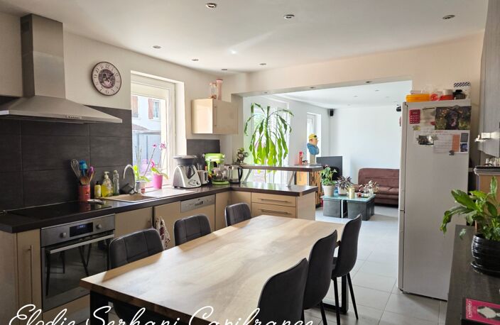 En Exclusivité, coup de coeur à Exincourt pour cette maison mitoyenne T5 d'environ 99m2 — photo 2