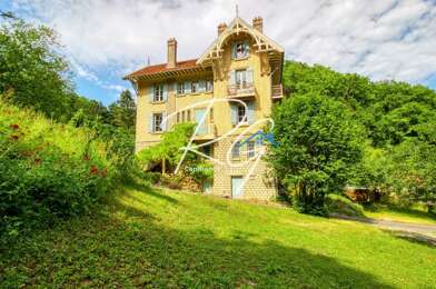 Maison 10 pièces 838000 €