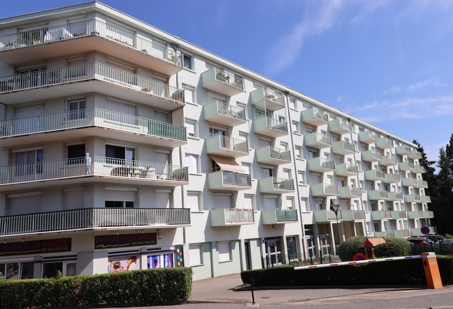 Quartier Bellevue appartement T3 traversant de 64 m², 2 balcons, parking et cave — photo 1