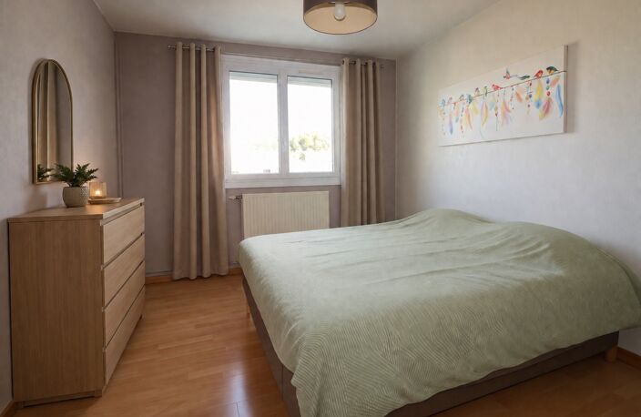Quartier Bellevue appartement T3 traversant de 64 m², 2 balcons, parking et cave — photo 4