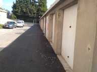 Garage au sein d'un résidence sécurisée- AVIGNON (84) — photo 3