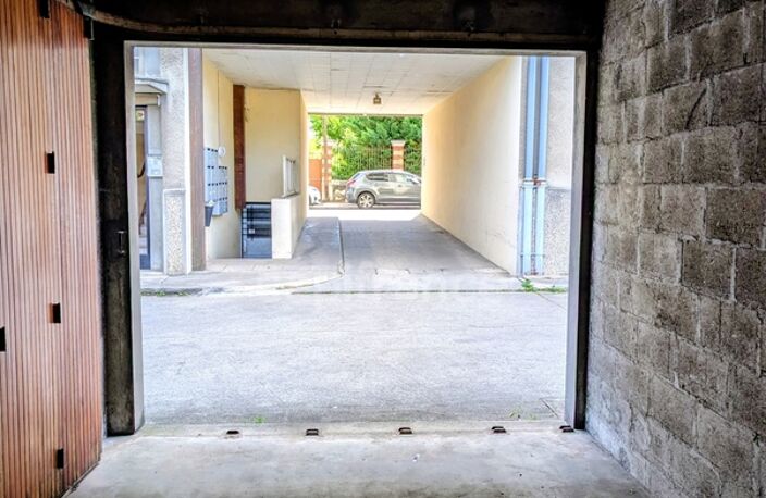 Box en Centre-Ville à vendre à CORBEIL ESSONNES — photo 2