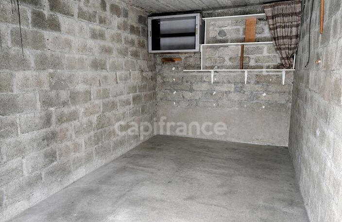 Box en Centre-Ville à vendre à CORBEIL ESSONNES — photo 3