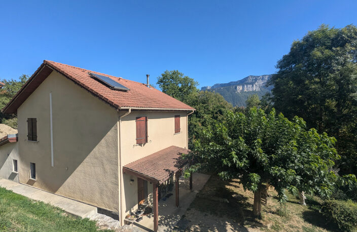 Maison à vendre 6 pièces POLIENAS (38)- Maison 5 chambres sur 1459 m² de terrain -  Proche Tullins - DPE en C — photo 5