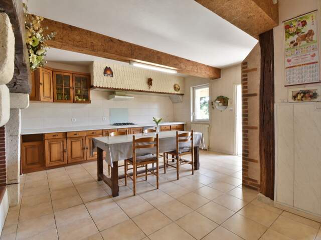 Propriete à vendre 6 pièces SAINT SIXTE (47) 5 chambres, 2 salles d'eau — photo du bien