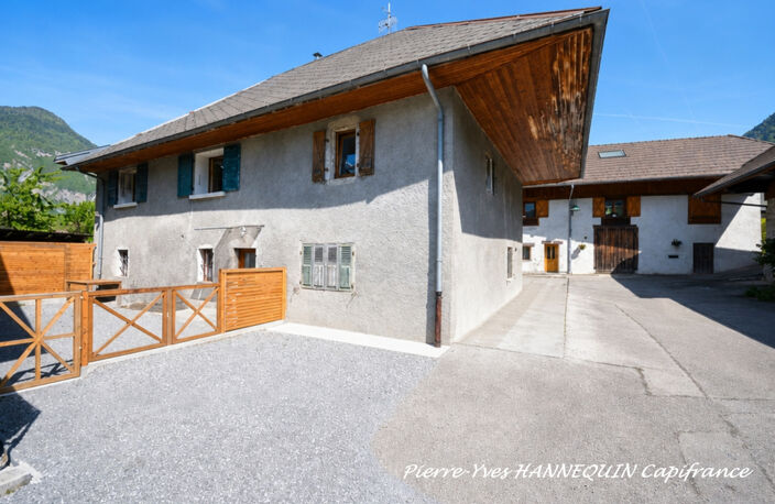 GIEZ – Ensemble immobilier 195 m² – 3 logements indépendants + plateau à réhabiliter– Proche du lac d’Annecy — photo 2