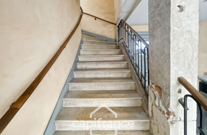 Dijon Hyper centre- rue Cazotte — photo 4