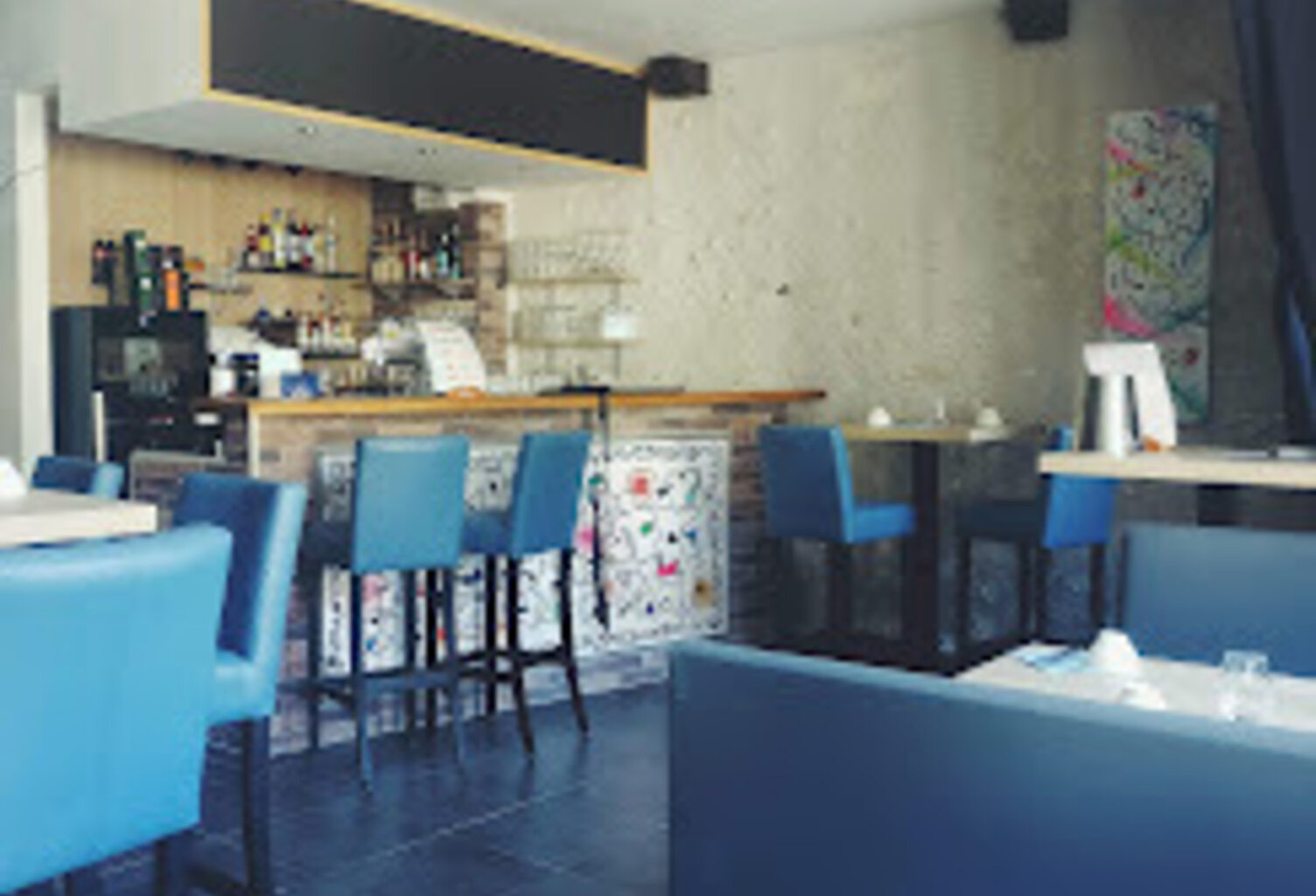 Fonds de commerce Crêperie-Bar à Vins-Restaurant à vendre CHAUMONT SUR LOIRE (41) — photo 1
