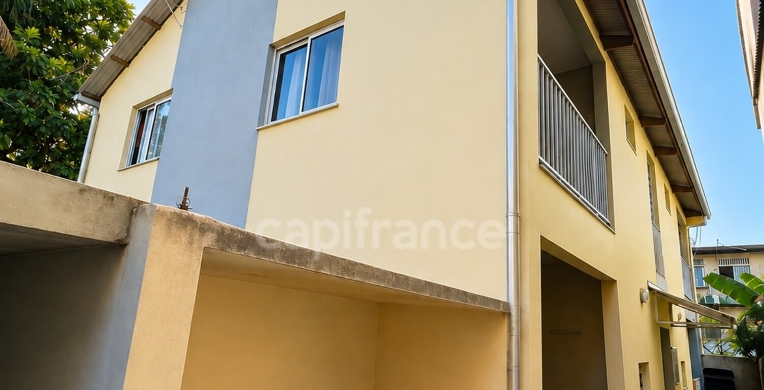 Cayenne – Immeuble de rapport r+1 vendu loué – 4 T2 — photo 1