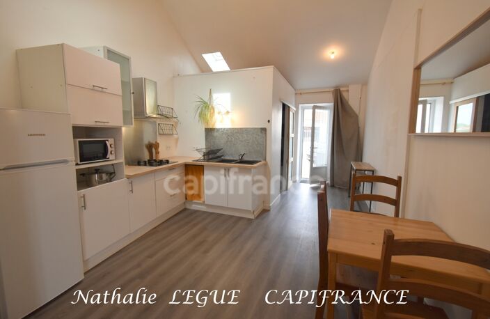 85 BOUIN VENDEE entre CHALLANS, NOIRMOUTIER et PORNIC Maison 58 m²  meublée à louer de suite 3 pièces ,1 chambre, terrasse en bois — photo 4