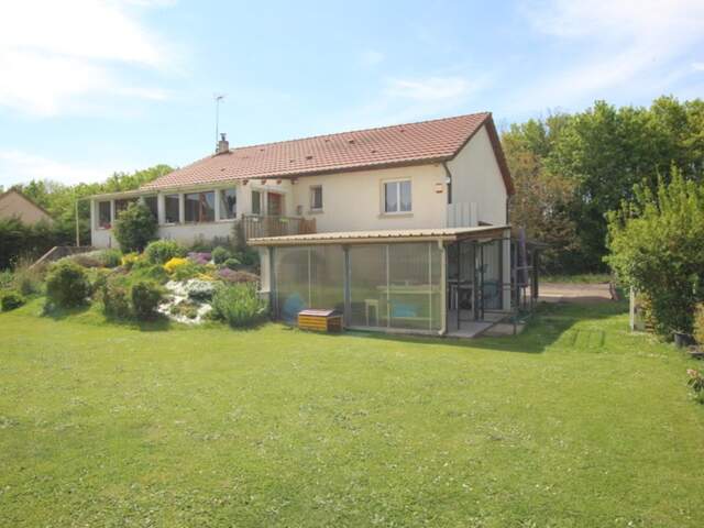 Dpt Saône et Loire (71), à vendre proche de CHALON SUR SAONE maison 5 pièces sur 1221 m² — photo du bien