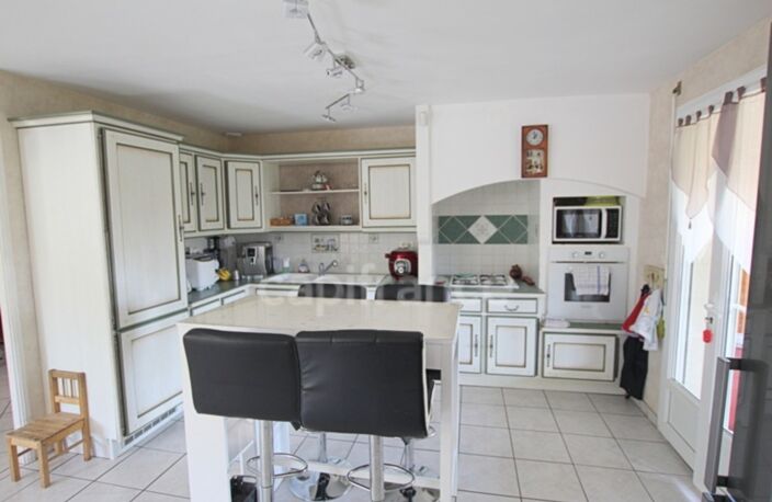 Dpt Saône et Loire (71), à vendre proche de CHALON SUR SAONE maison 5 pièces sur 1221 m² — photo 4