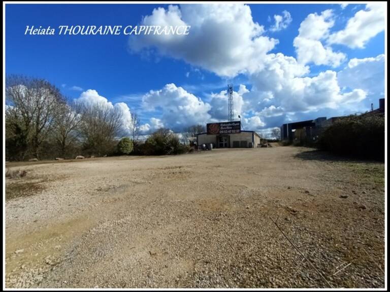 à vendre Bâtiment 180 m² sur un terrain de 3 000 m² – Accessibilité optimale ! — photo 1