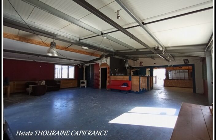 à vendre Bâtiment 180 m² sur un terrain de 3 000 m² – Accessibilité optimale ! — photo 2