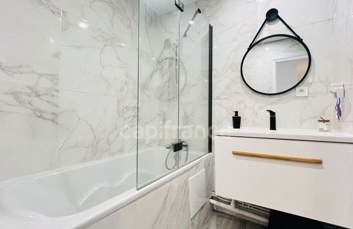 Dpt Finistère (29), à vendre QUIMPER appartement T3 de 70 m² habitable - Balcons — photo 2