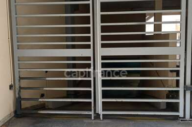 Garage  22000 €