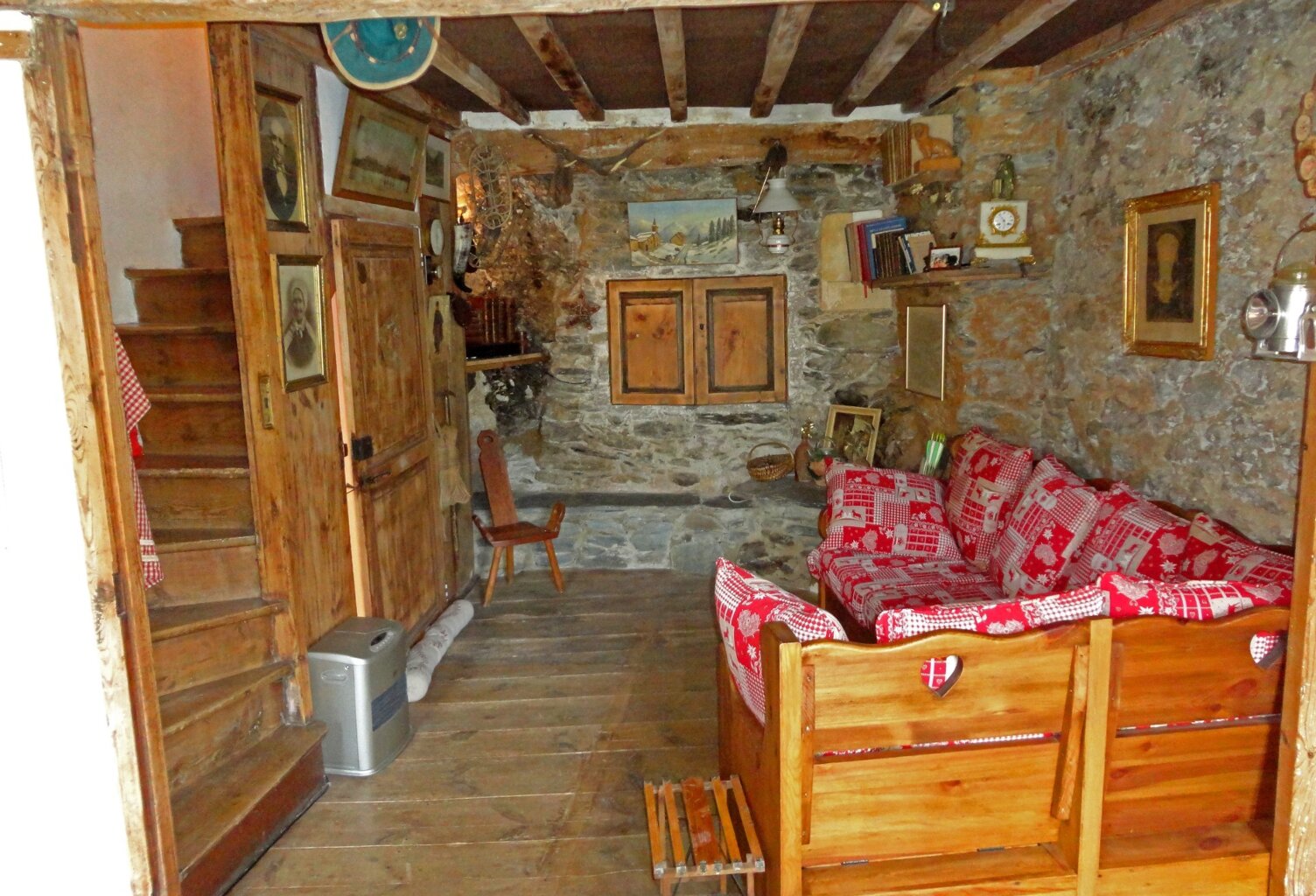 Dpt Pyrénées Orientales (66), à vendre OLETTE Maison P4 en pierres de 84 m² - terrain 809 m² — photo 1