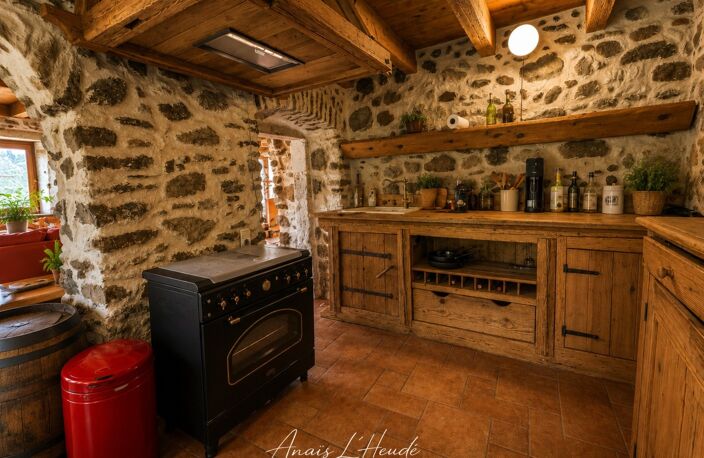 PROPRIÉTÉ DE CARACTÈRE EN PIERRE, INSTALLATIONS EQUESTRES - DÉPENDANCES ET VUE MONTAGNES — photo 4