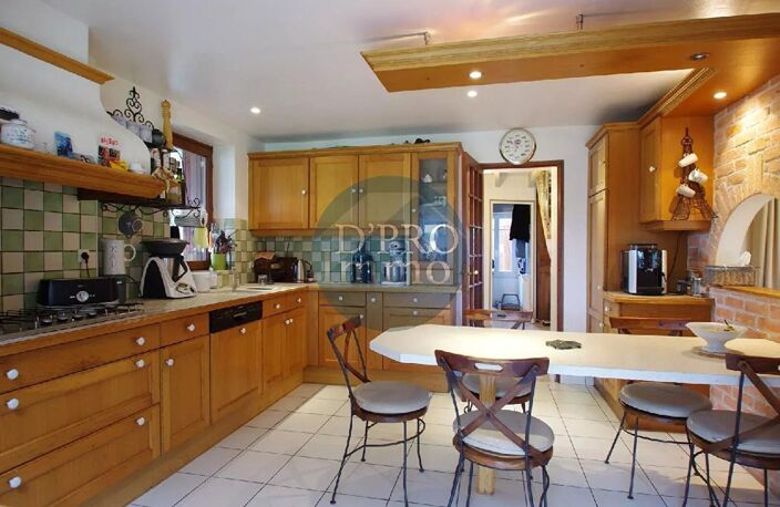 Cadre Verdoyant : Maison Familiale Avec Grand Jardin Et Plan D'eau — photo 4
