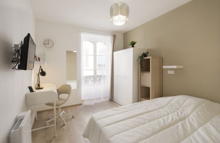 COLOCATION / PLACE CARNOT - RUE DUHAMEL 69002 LYON — photo 5