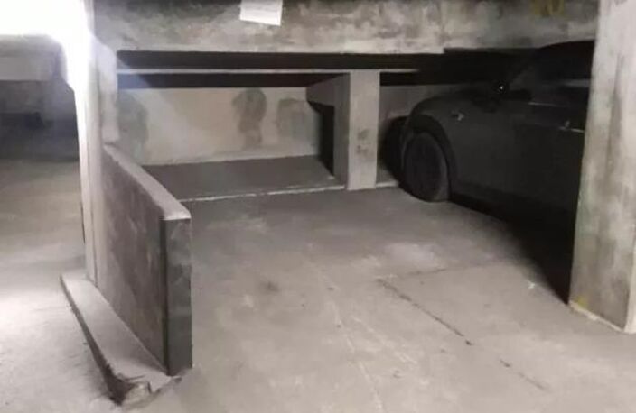 Parking - Grenelle/Emile Zola — photo 2