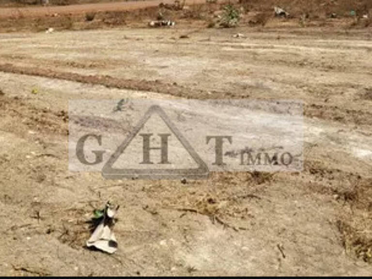 Terrain à louer de 3000 m² à GARGES LES GONESSE — photo 1