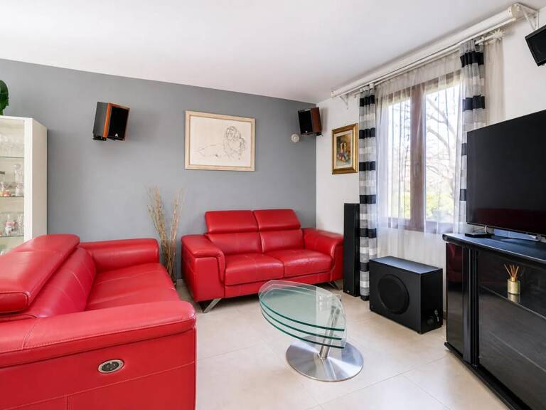 Maison de 4 pièces de 85 m² à Vaulx-en-Velin — photo 1