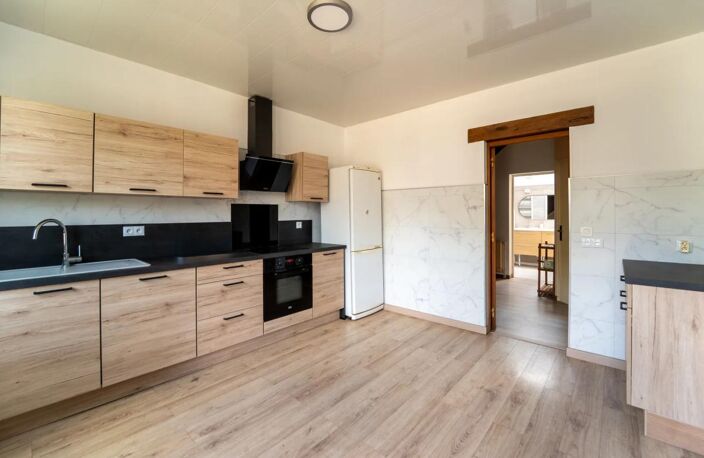 Maison de 5 pièces de 118 m² à Petit-Couronne — photo 3