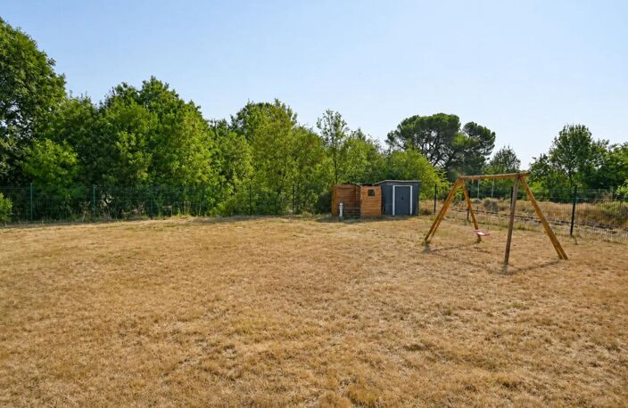 Maison de 8 pièces de 160 m² à Salindres — photo 2