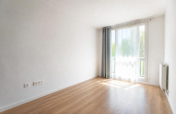 Appartement de trois pièces ! Copropriété familiale avec ravalem — photo 2