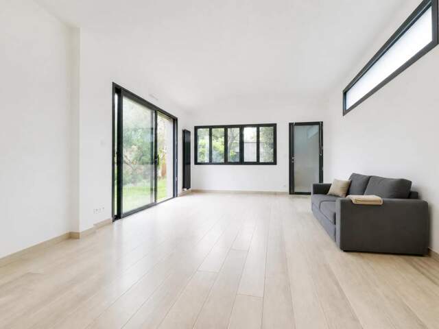 Maison de 6 pièces de 175 m² située à Rezé — photo du bien