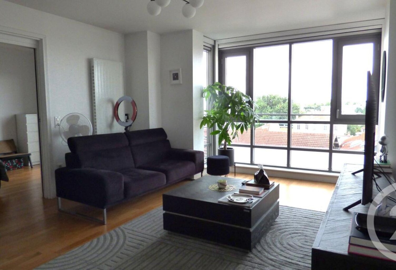 T2 — photo 1