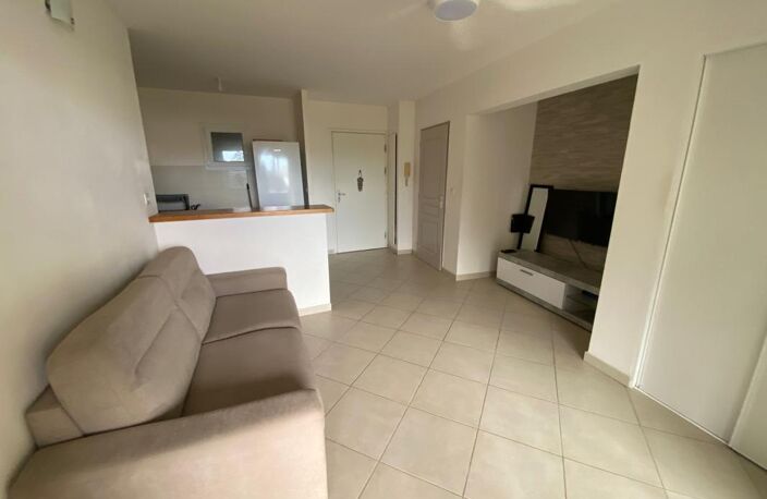 Appartement À Vendre — photo 2