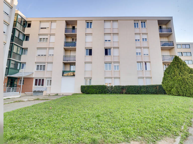 Type 3 - BAGNOLS SUR CEZE - LES AUBEPINES — photo 1