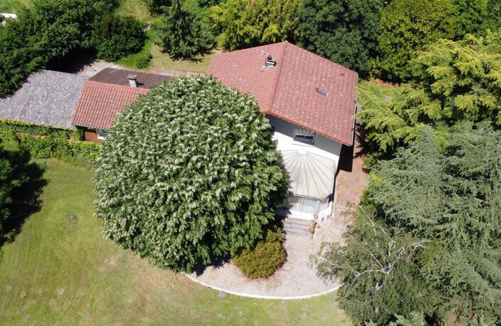 LA GRAND-CROIX – PROPRIÉTÉ DE CARACTÈRE DE 185 m² SUR PARC ARBORÉ DE 2 000 m² — photo 4