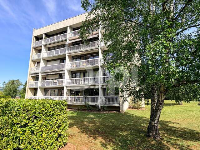 Appartement 3 pièces avec balcon et parking  À Vendre Verneuil/seine — photo du bien
