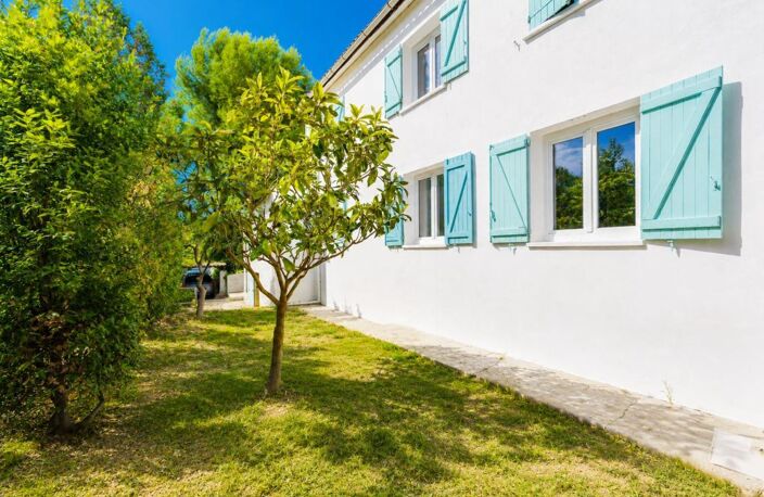 Appartement À Vendre — photo 2