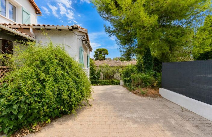 Appartement À Vendre — photo 3