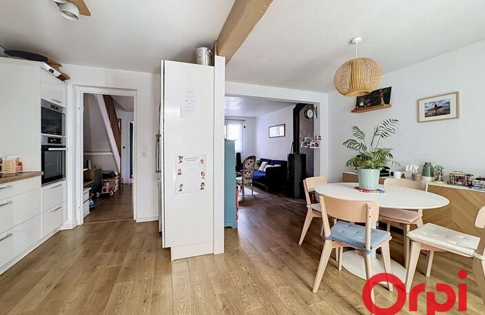 Maison 109 m² utiles au calme — 3 ch, véranda, jardinet & garage à Brignais Centre — photo 5