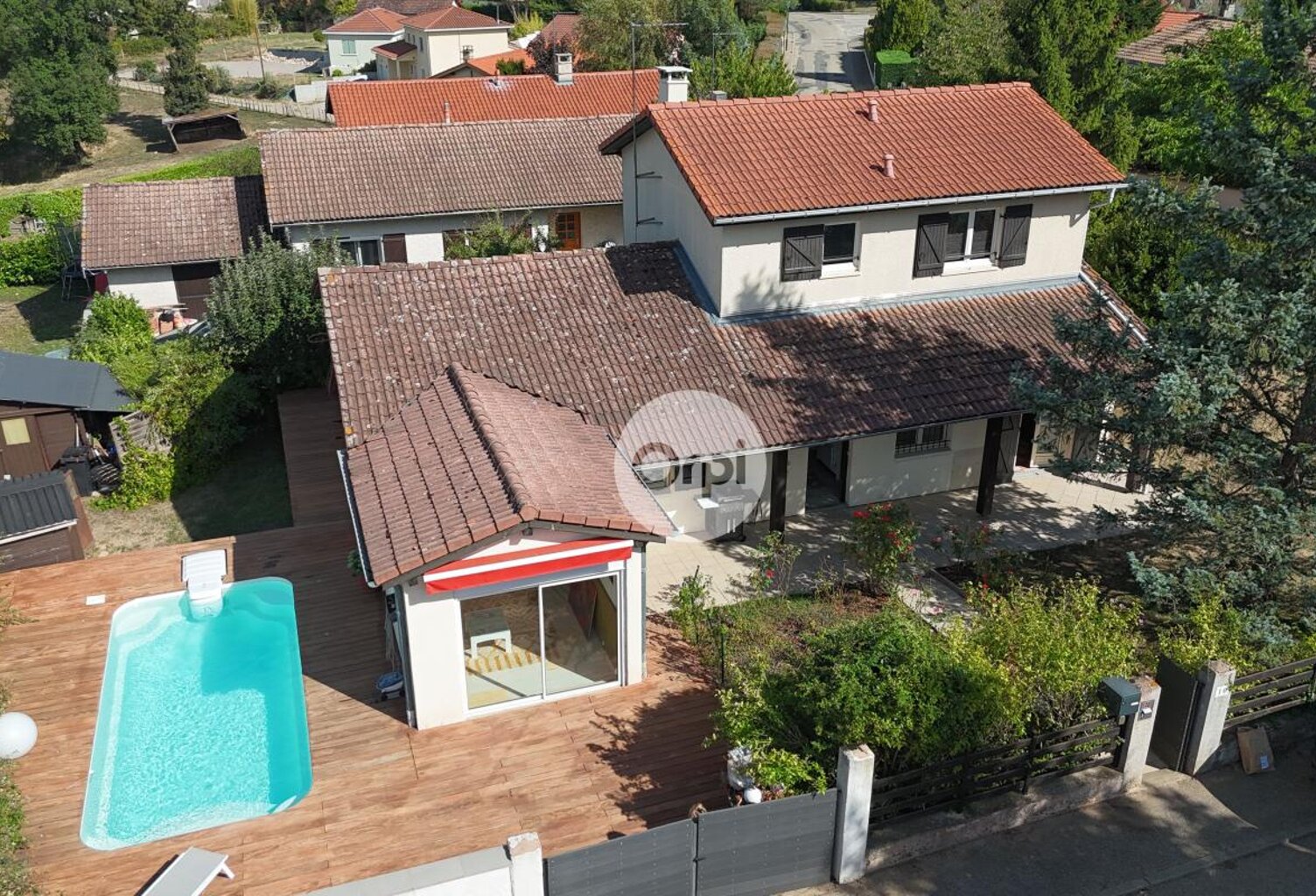 Maison Mornant 4 chambres, bureau, jardin et piscine — photo 1