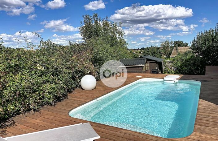 Maison Mornant 4 chambres, bureau, jardin et piscine — photo 2