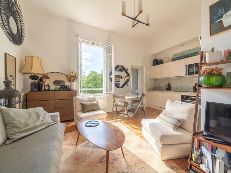 Appartement T2 - Belle immeuble en pierre — photo 1